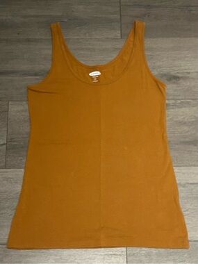 Old Navy Women’s Tank Top in Camel